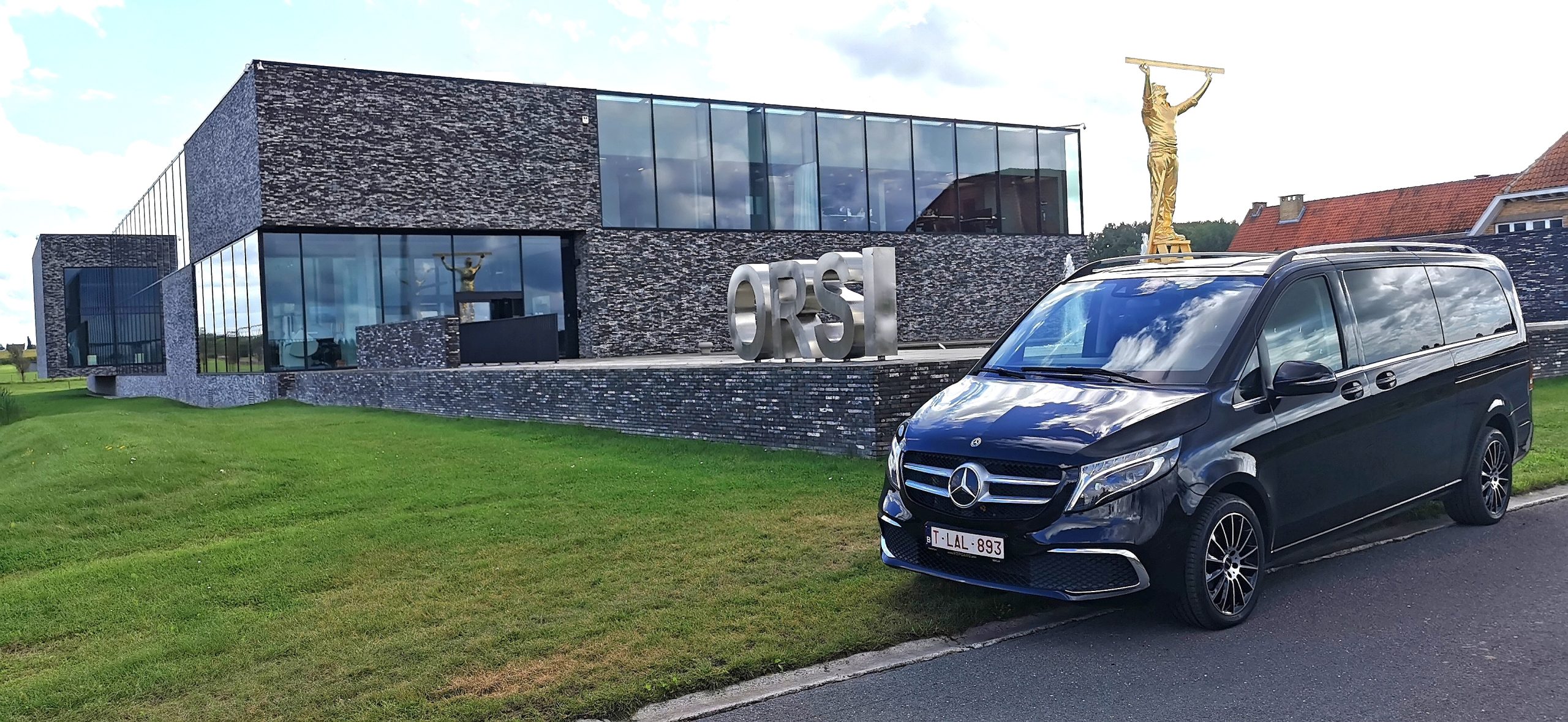 Academy shuttle service Belgium — CEVAL